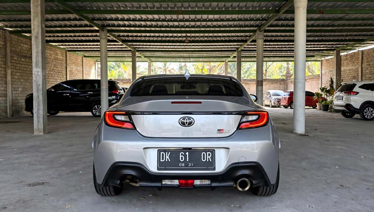 Toyota All New GR 86 Bali sewa dengan driver - GiorBaliTour 4